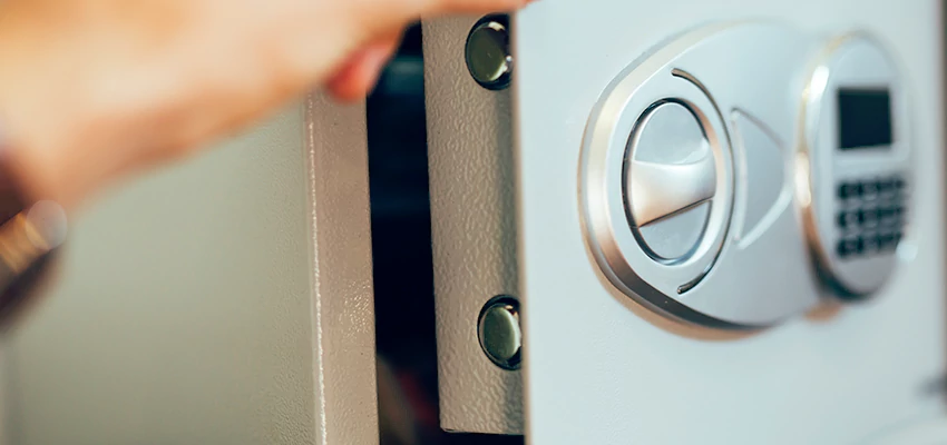 Fingerprint Safe Openers in Pacific Grove, CA